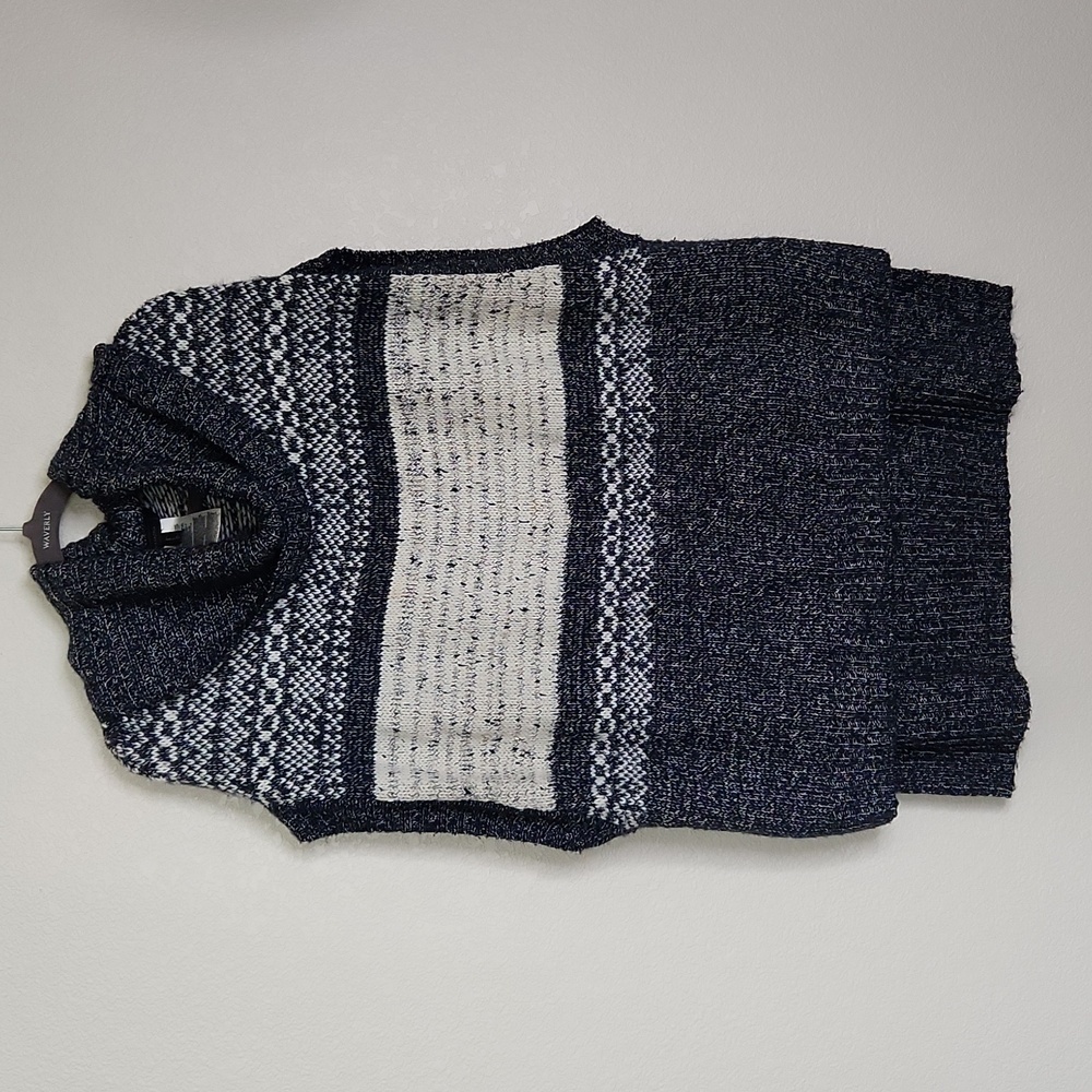BCBGMAXAZRIA cowl neck sweater vest, size M/L